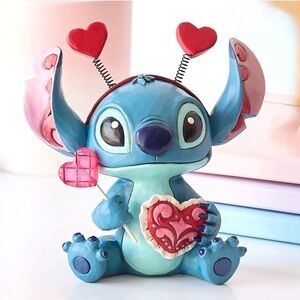 NWT! Jim Shore Disney Traditions Stich Valentines Figurine